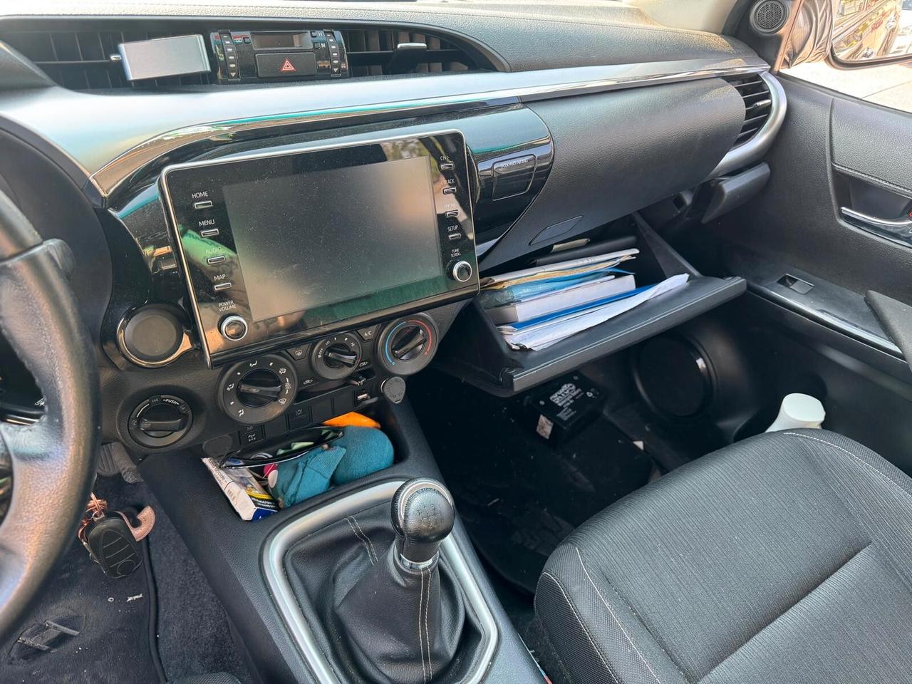 Toyota Hilux 2.4 D-4D 4WD 4 porte Double Cab Executive