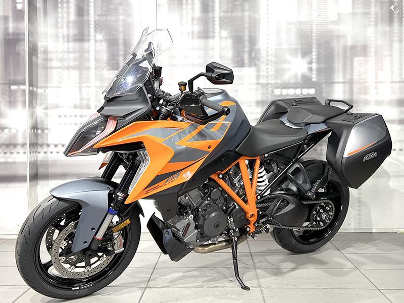 KTM 1290 Super Duke GT