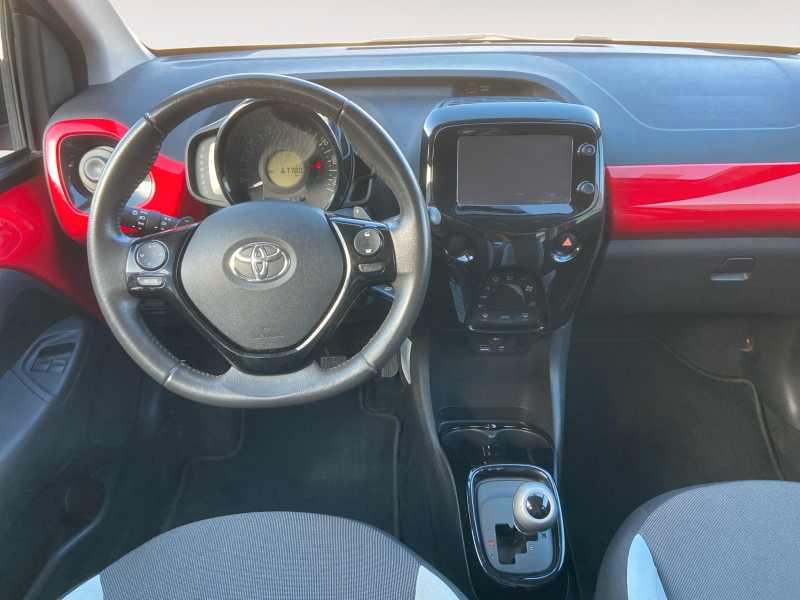 TOYOTA Aygo 5p 1.0 x-play AuToMaTica