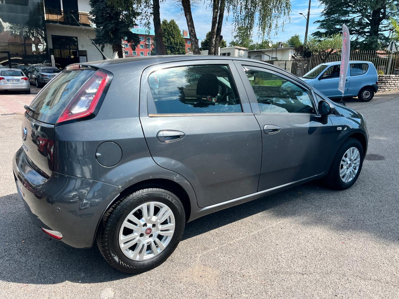 Fiat Punto 1.2 8V 5 porte Street