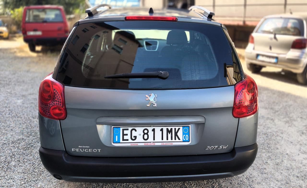 Peugeot 207 1.4 VTi SW Ciel GPL