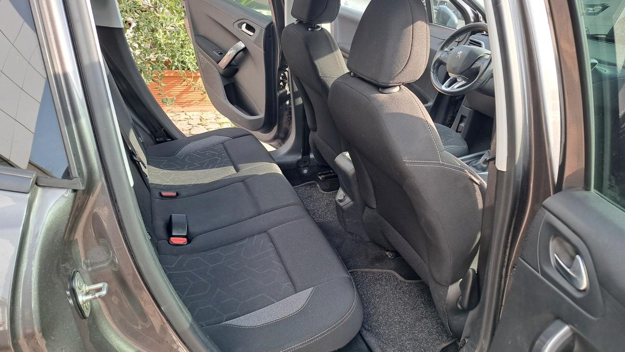 Peugeot 2008 PureTech 82 Allure OK NEO PATENTATI