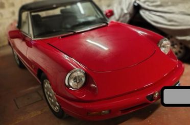 Alfa Romeo Spider 2.0i