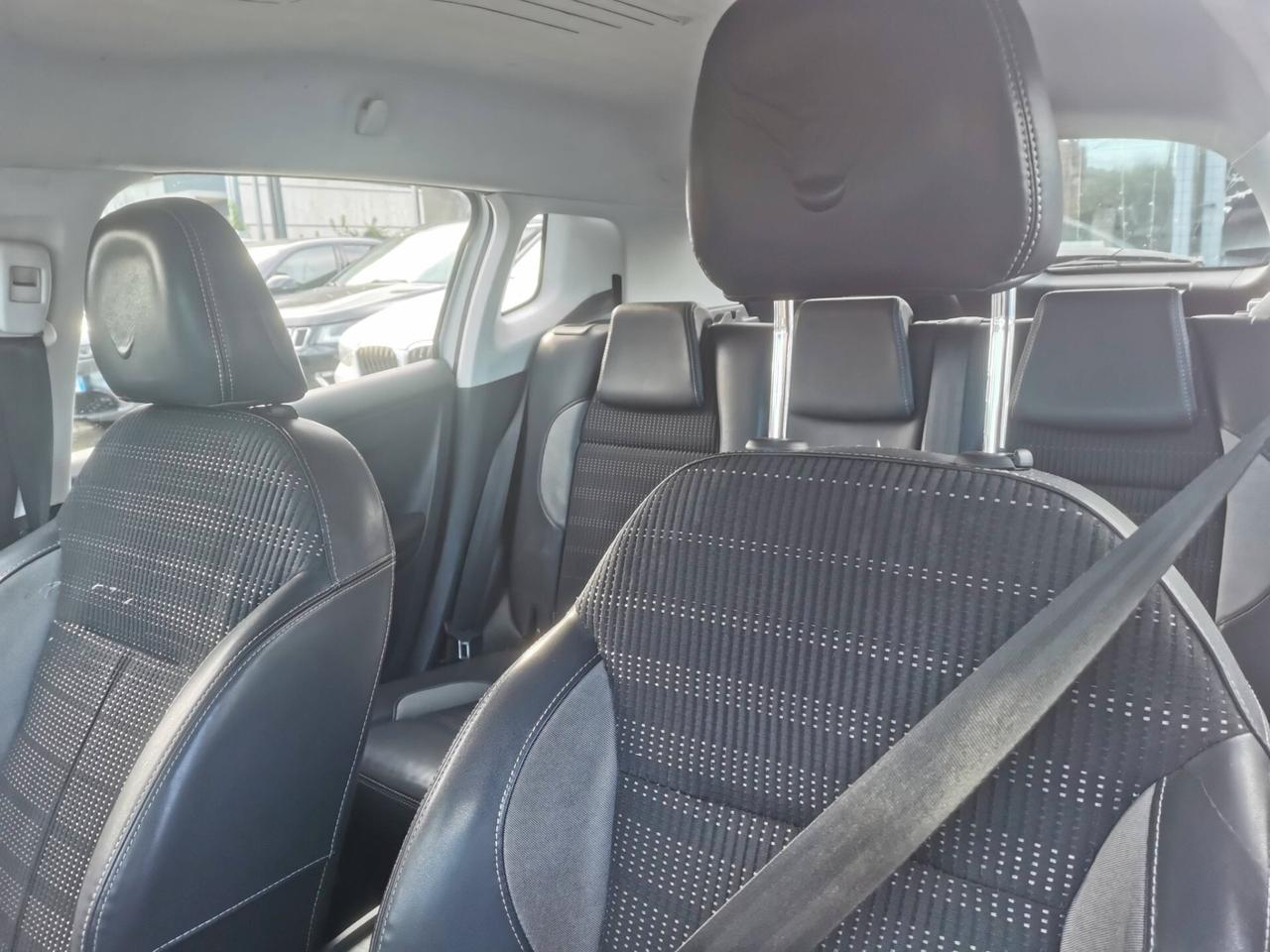 Peugeot 2008 1.6 e-HDi 92 CV Stop&Start Urban Cross 2014