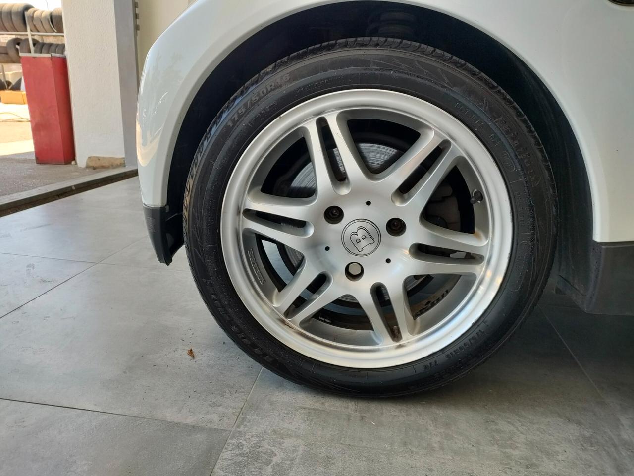 Smart ForTwo 1000 62 kW coupé passion