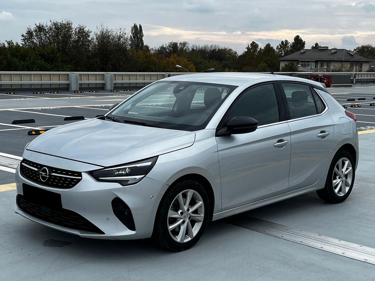 Opel Corsa 1.2 100 CV Design & Tech