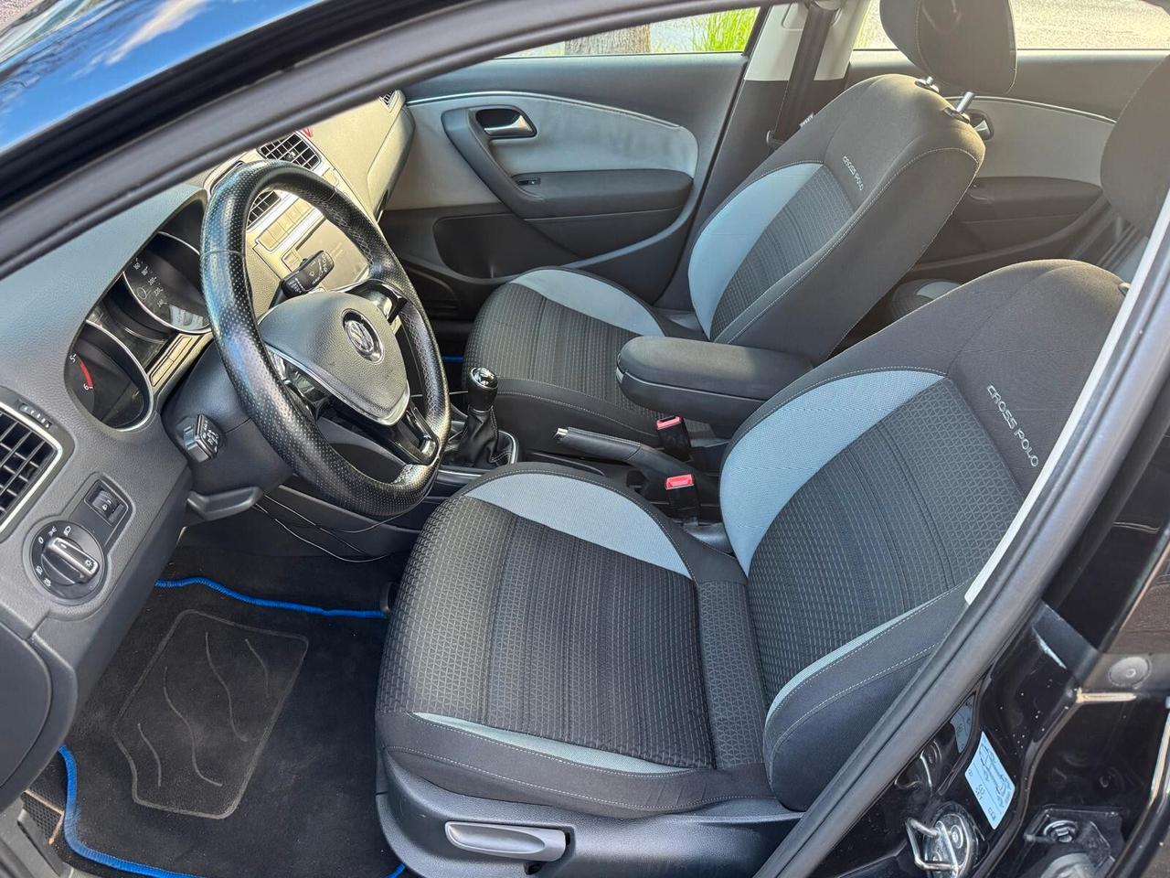 VW Polo Cross 1.4 TDI NEOPATENTATO GARANZIA 12MESI