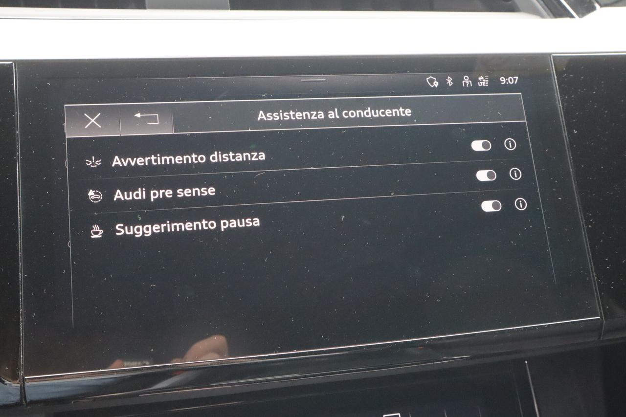 e Tron 55 408 CV QUATTRO S-LINE MATRIX GANCIO 360 CAMERA