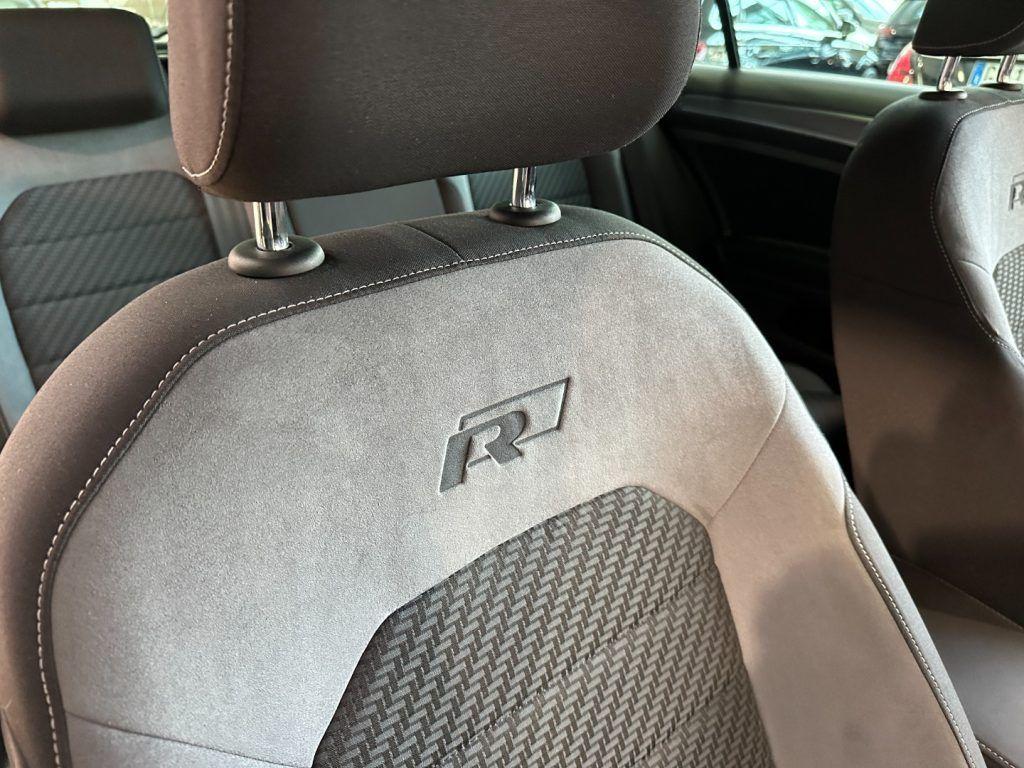 Volkswagen Golf 1.4 TSI 125 CV Sport R Line - Carplay - 17"