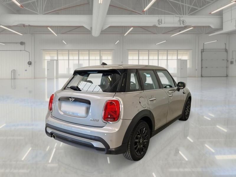 MINI COOPER CLASSIC AUTO 5 PORTE BERLINA