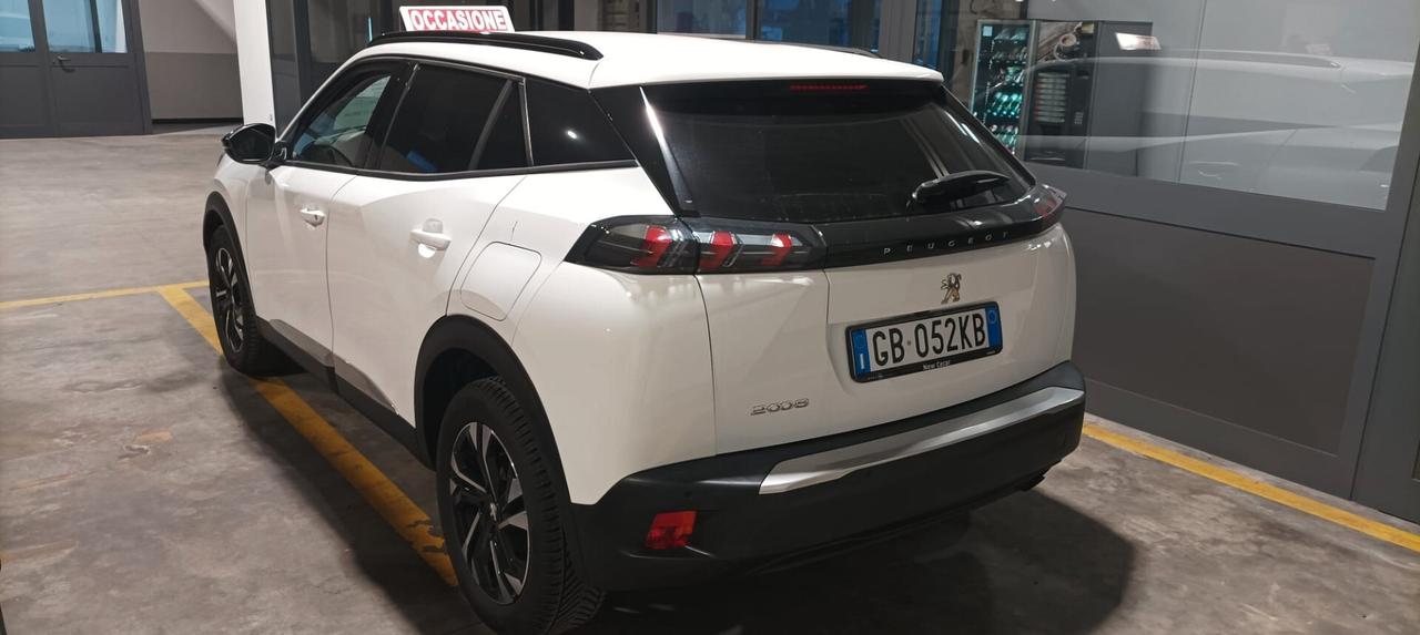 Peugeot 2008 BlueHDi 100 S&S Allure Navi Pack