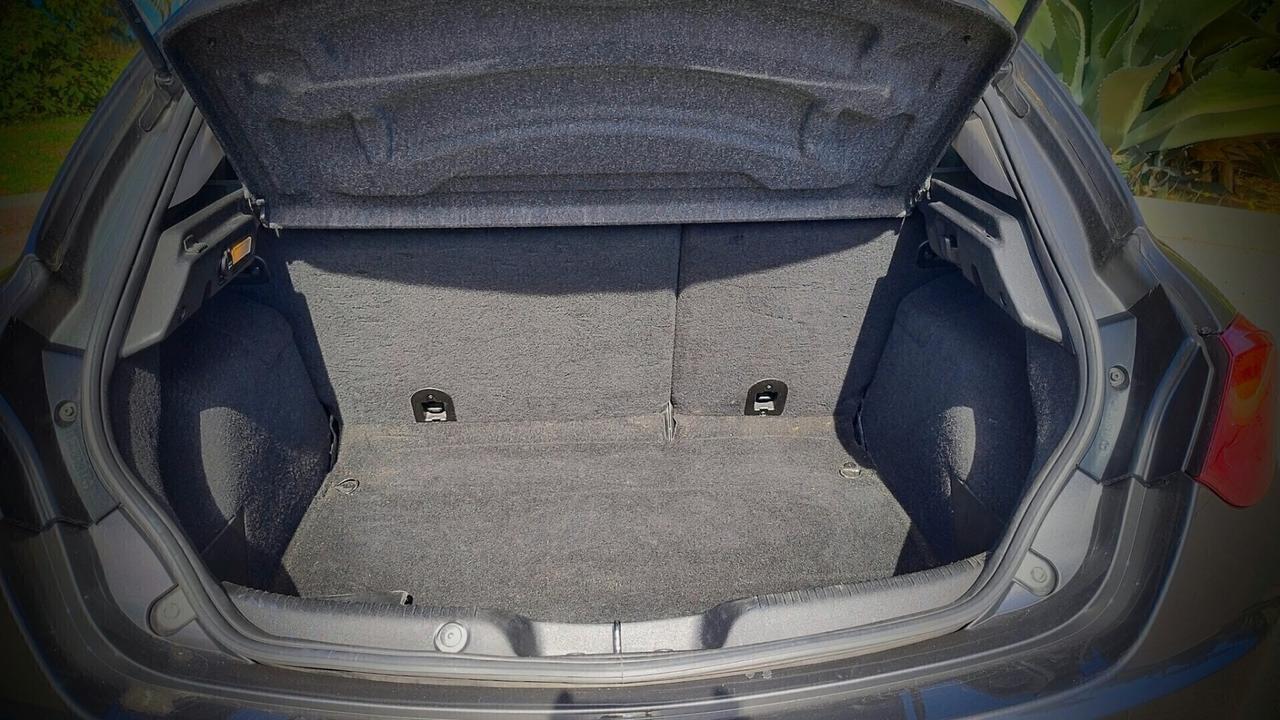 Alfa Romeo Giulietta 1.6 JTDm-2 105 CV Distinctive