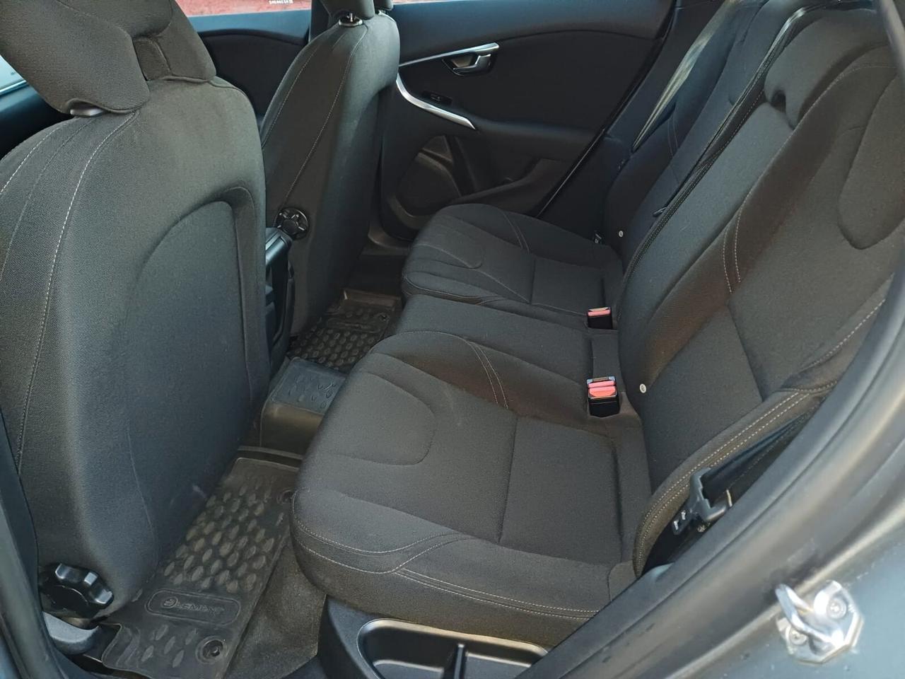 Volvo V40 D2 Geartronic Business 120 cv