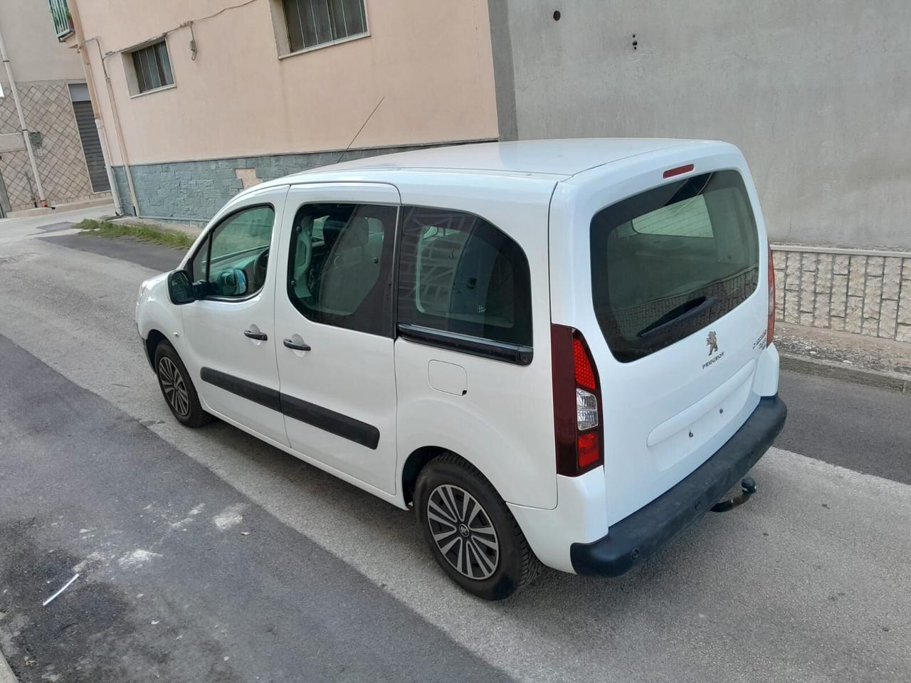 Peugeot Partner Tepee 1.6 HDi 92CV Active