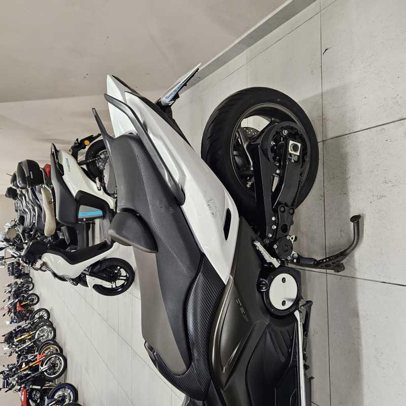 Yamaha T-Max 530 - 2012