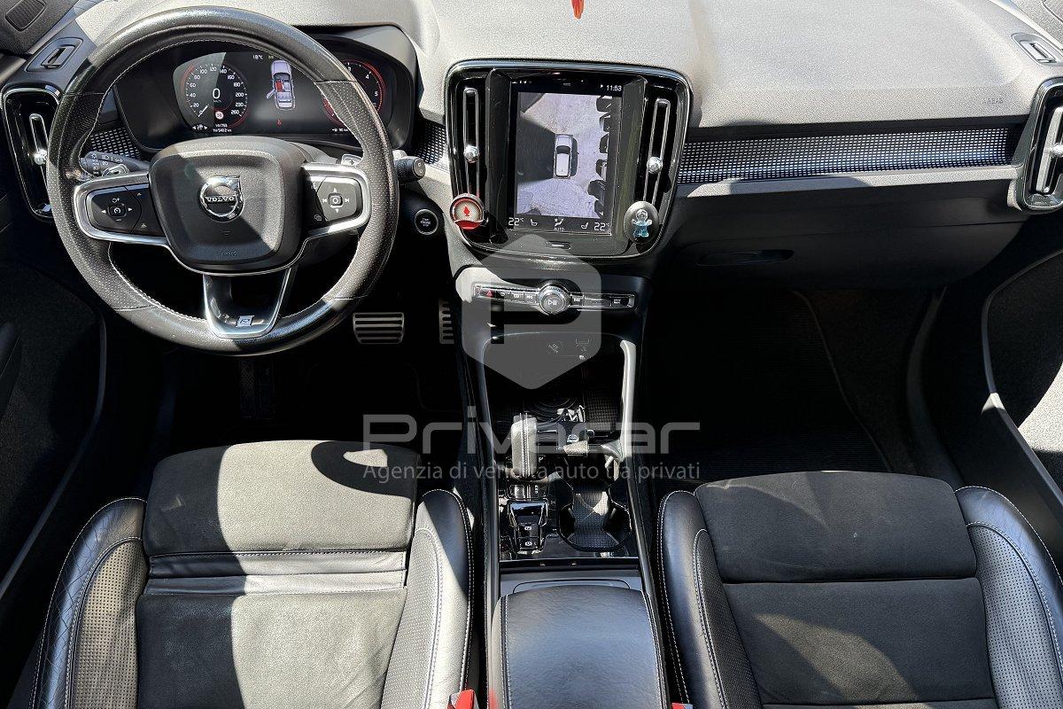 VOLVO XC40 D4 AWD Geartronic R-design