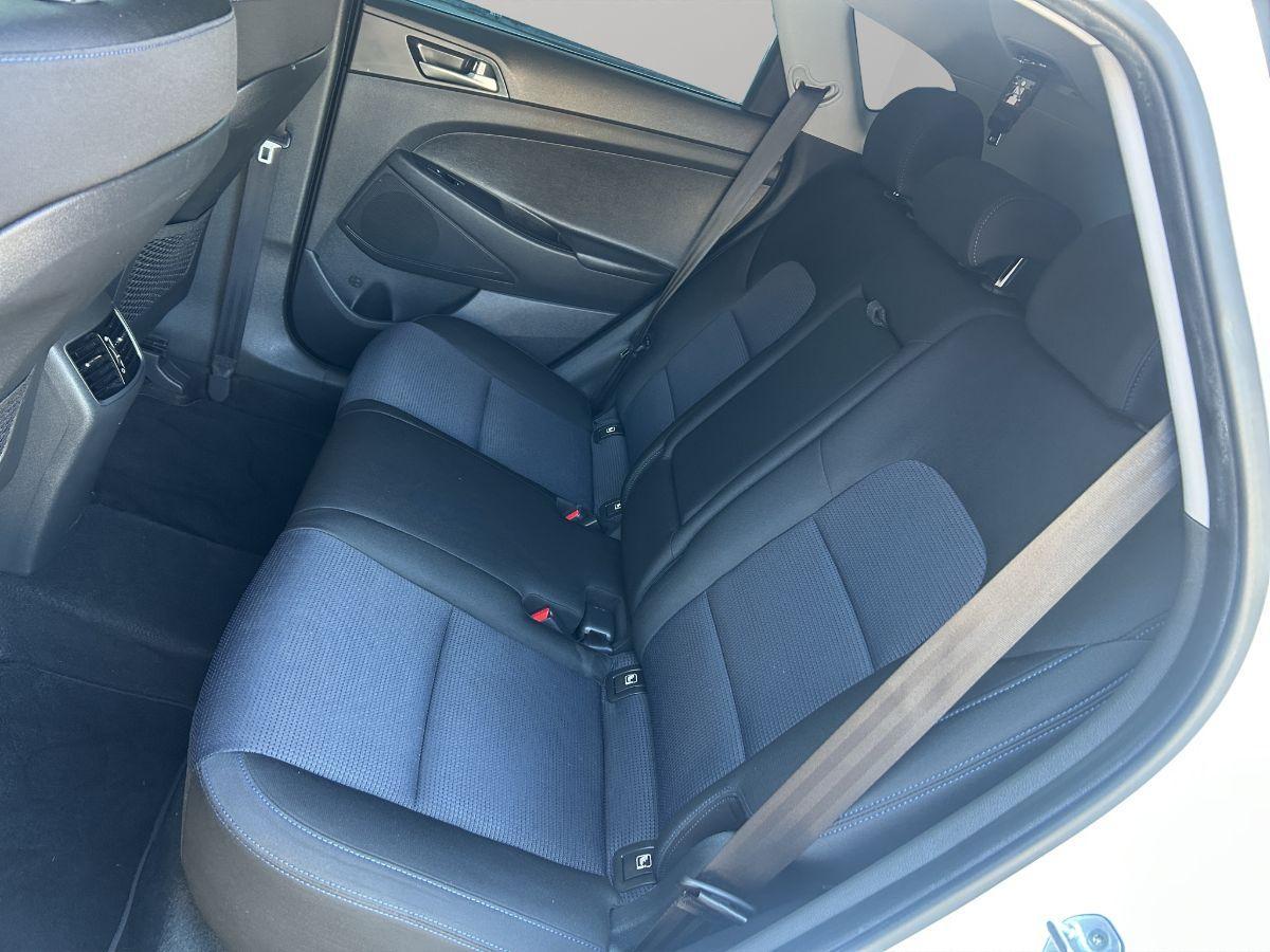 HYUNDAI - Tucson - 1.7 CRDi 115 CV XPossible TELECAMERA NAVI