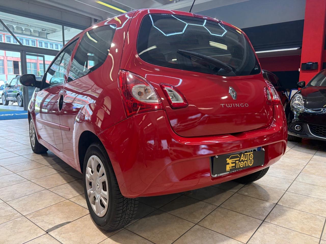 Renault Twingo 1.2 16V Etoile solo 110.000 km