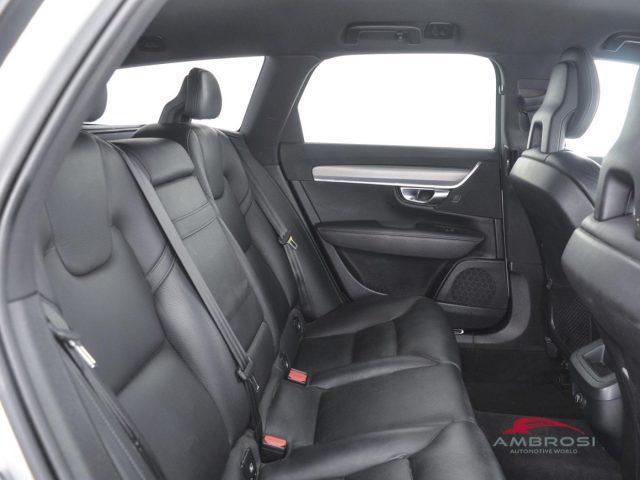 VOLVO V90 D4 AWD Geartronic Momentum - PER OPERATORI DEL SET