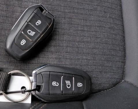 Peugeot 5008 GT Line EAT8-7POSTI 50.000KM*NO VINCOLI FINANZ*AZIENDALE UNIPRO