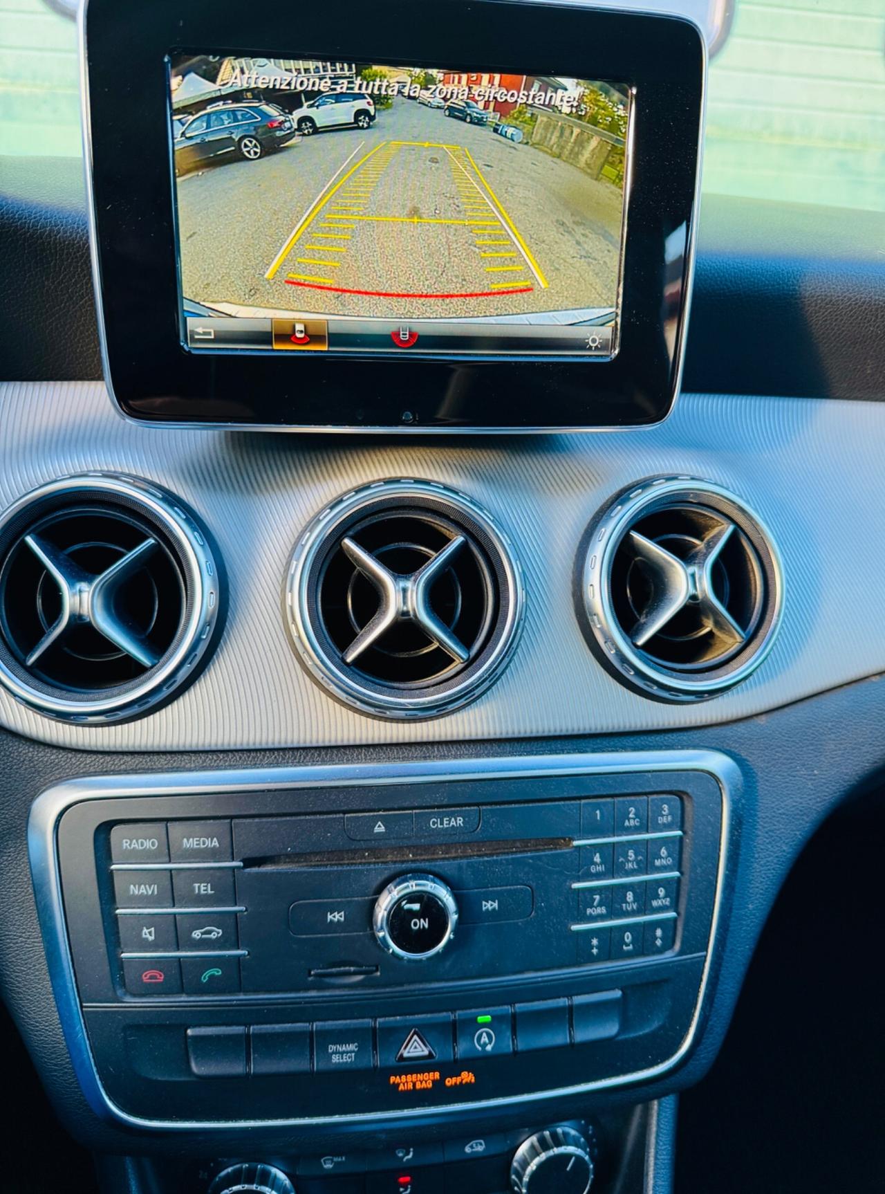 Mercedes-benz GLA 200 d Premium