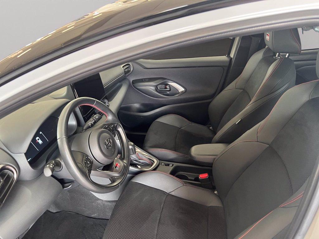 TOYOTA Yaris 1.5h 130 lounge del 2024