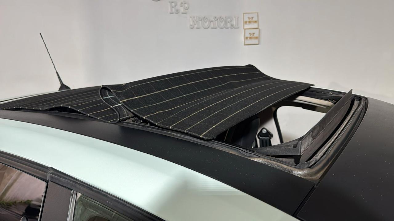 Renault Twingo TCe 70 CV La Parisienne