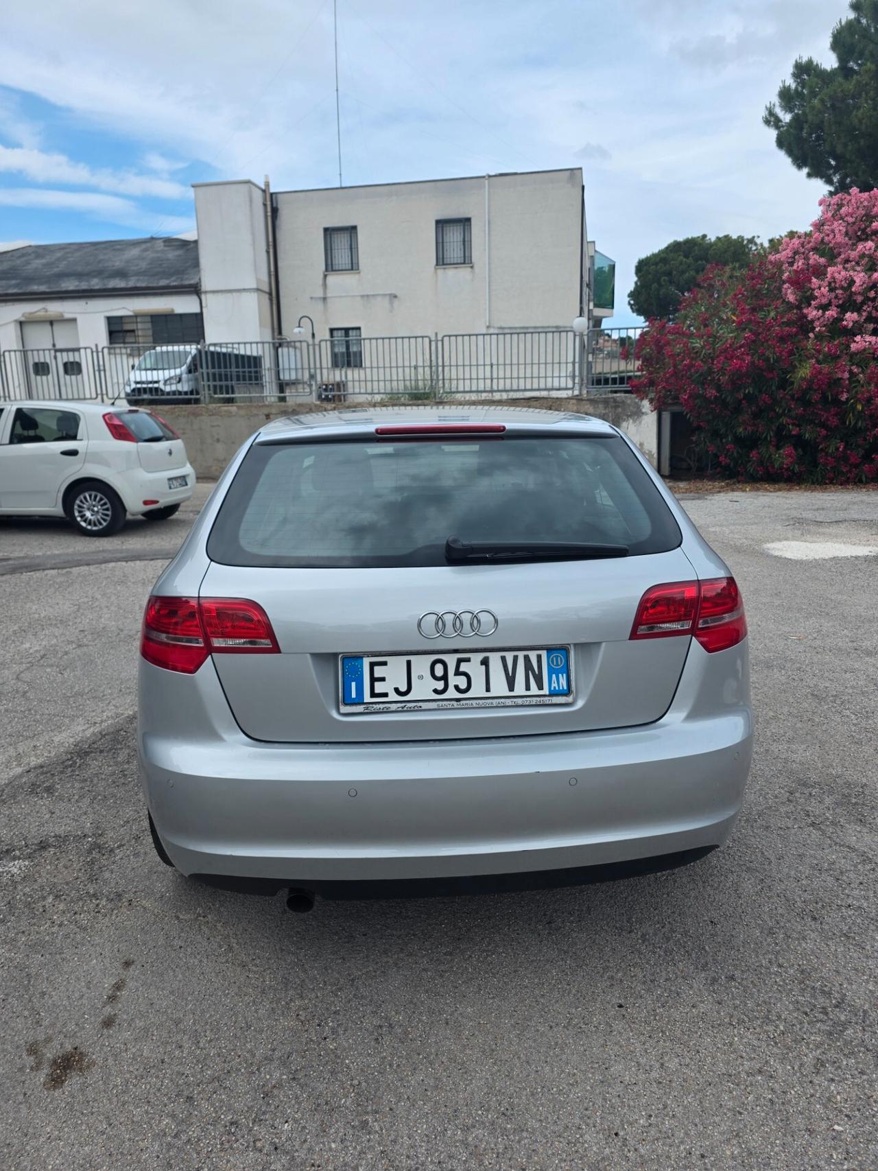 Audi A3 Neo patentati 74000" km