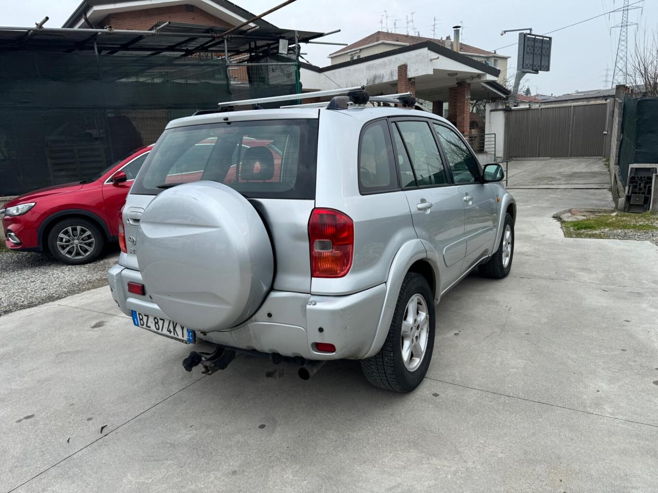 Toyota RAV 4 RAV4 2.0 Tdi D-4D cat 5 porte con gancio traino