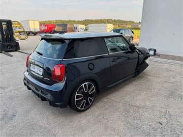 MINI John Cooper Works F56 3p 2.0 JCW auto INCIDENTATA