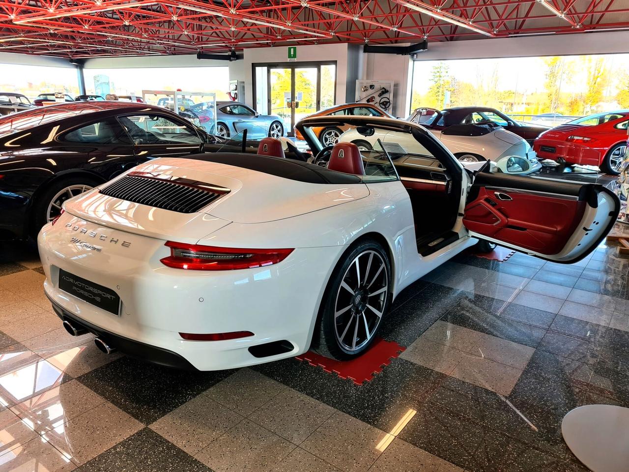 Porsche 911 991.2 Carrera Cabriolet