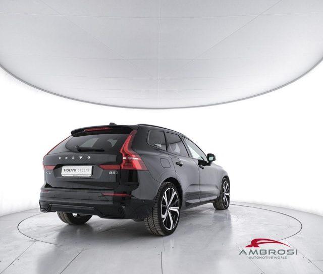 VOLVO XC60 B5 AWD automatico Ultimate Dark