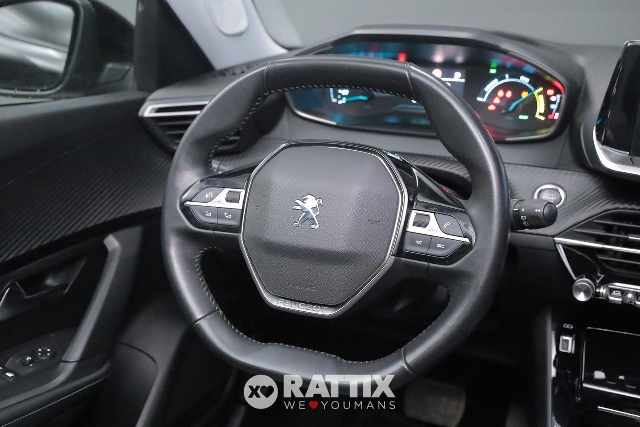 Peugeot e-2008 motore elettrico 100kW Allure