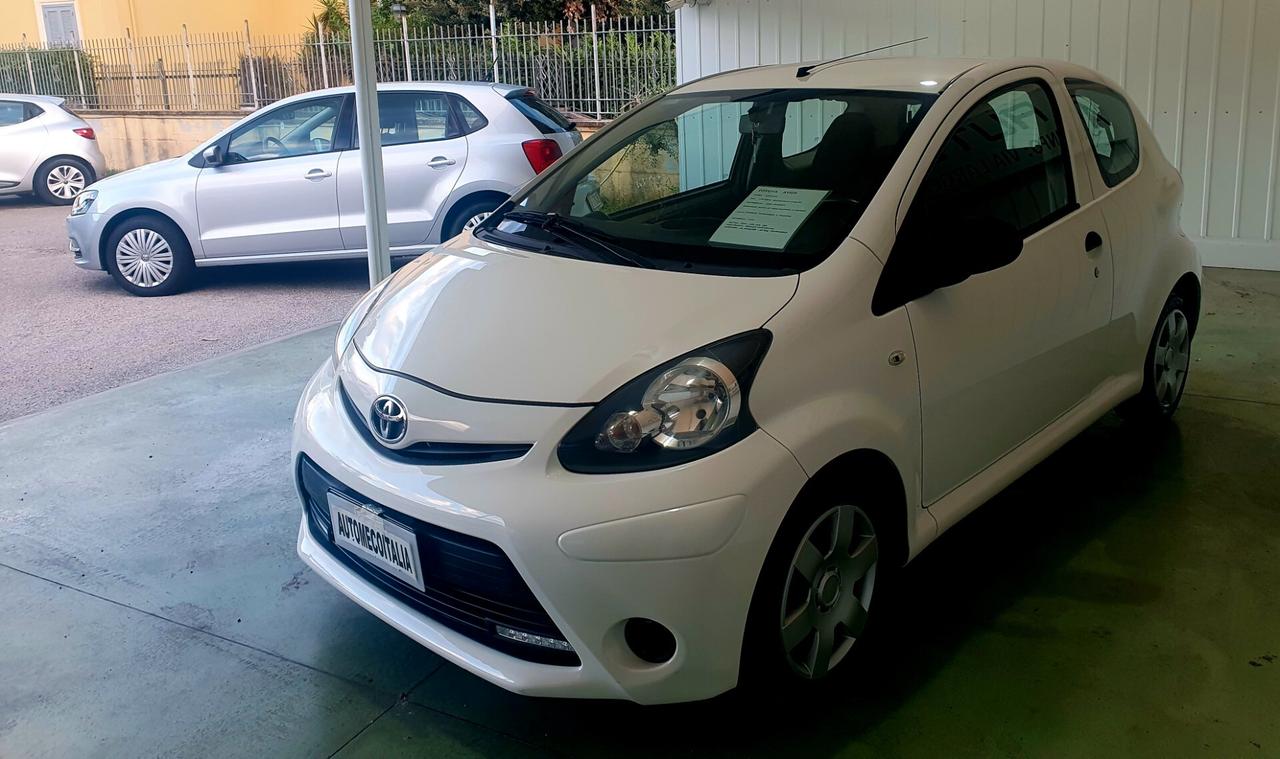 Toyota Aygo 1.0 BENZ. - 2014 - KM: 170 MILA!!!