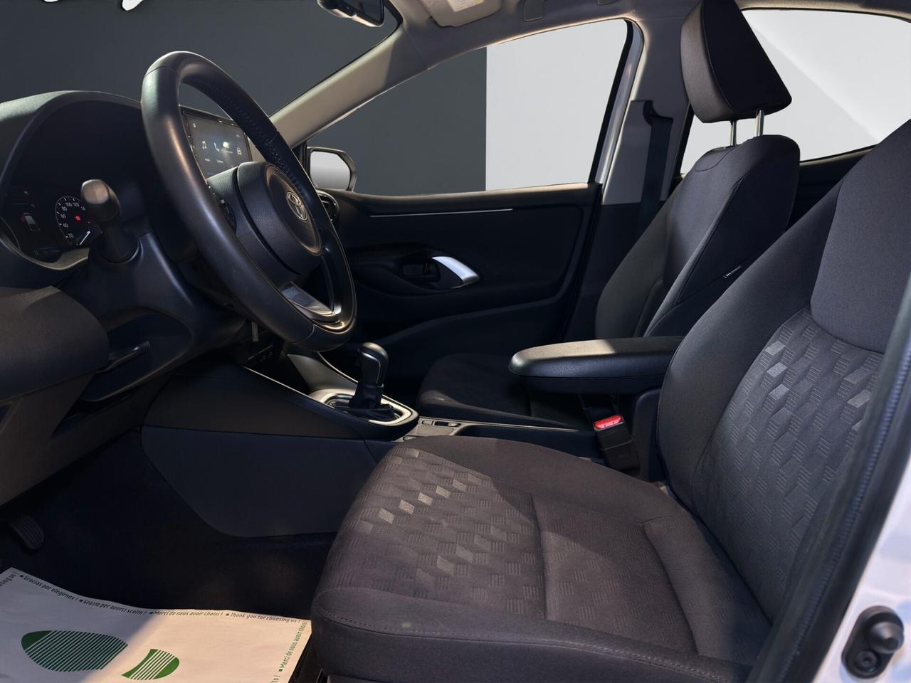 Toyota Yaris 1.5 Hybrid 5P Active *PROMO* IVA ESPOSTA