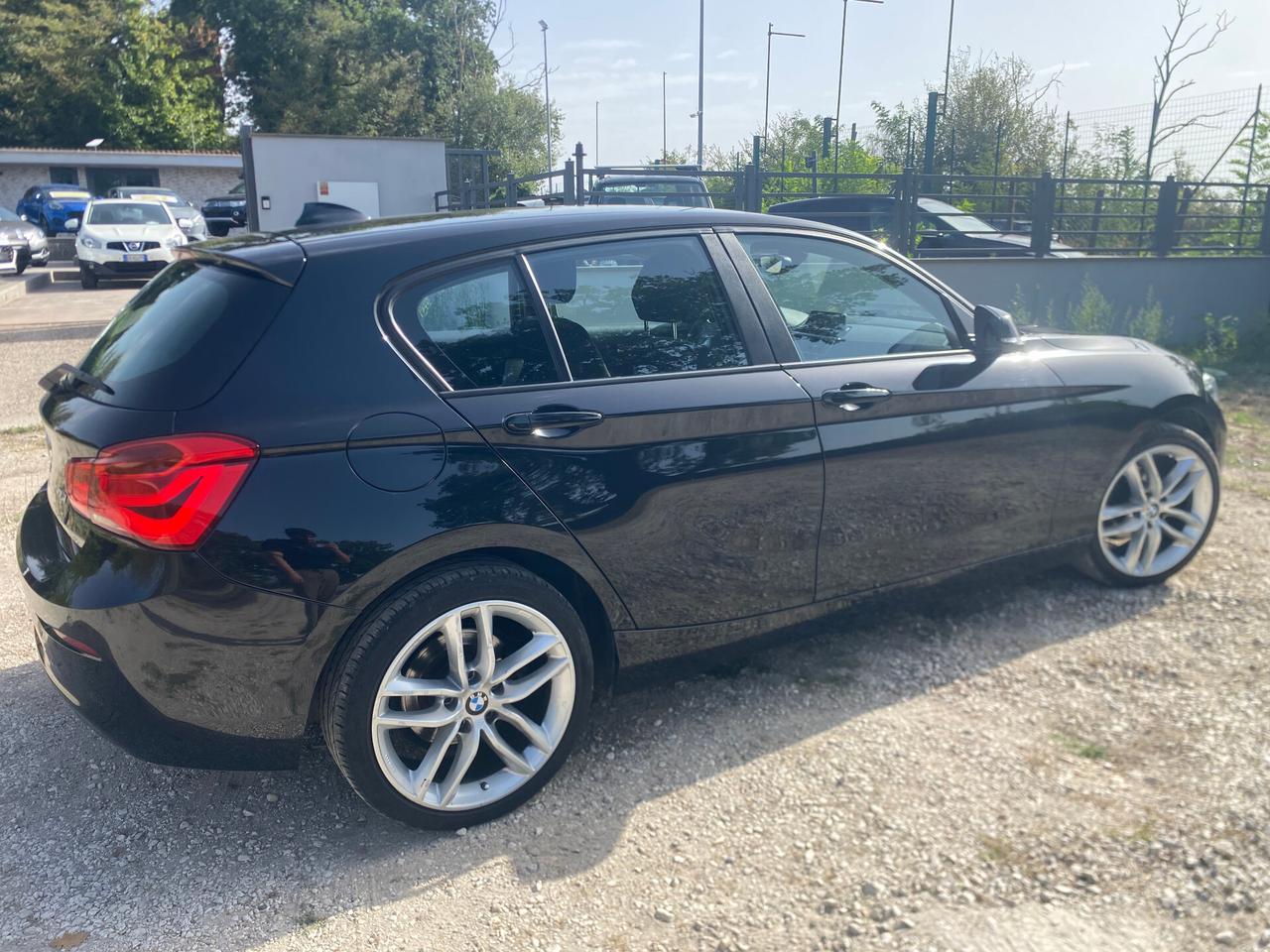 Bmw 116 116i 5p.