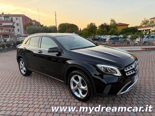 MERCEDES-BENZ GLA 200 d Automatic Sport