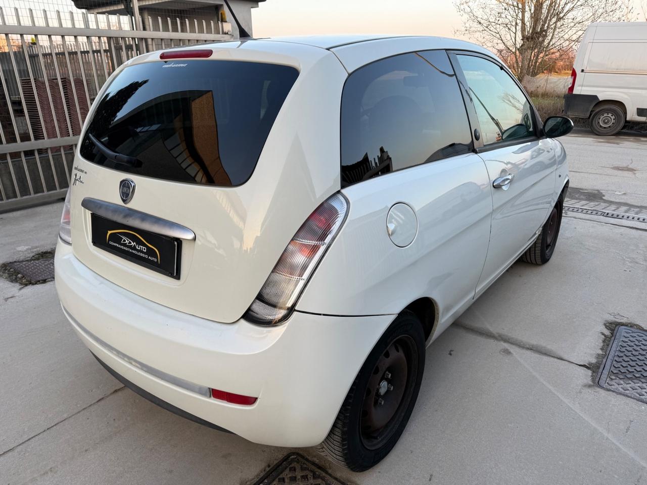Lancia Ypsilon 1.4 E-Collection Ecochic GPL