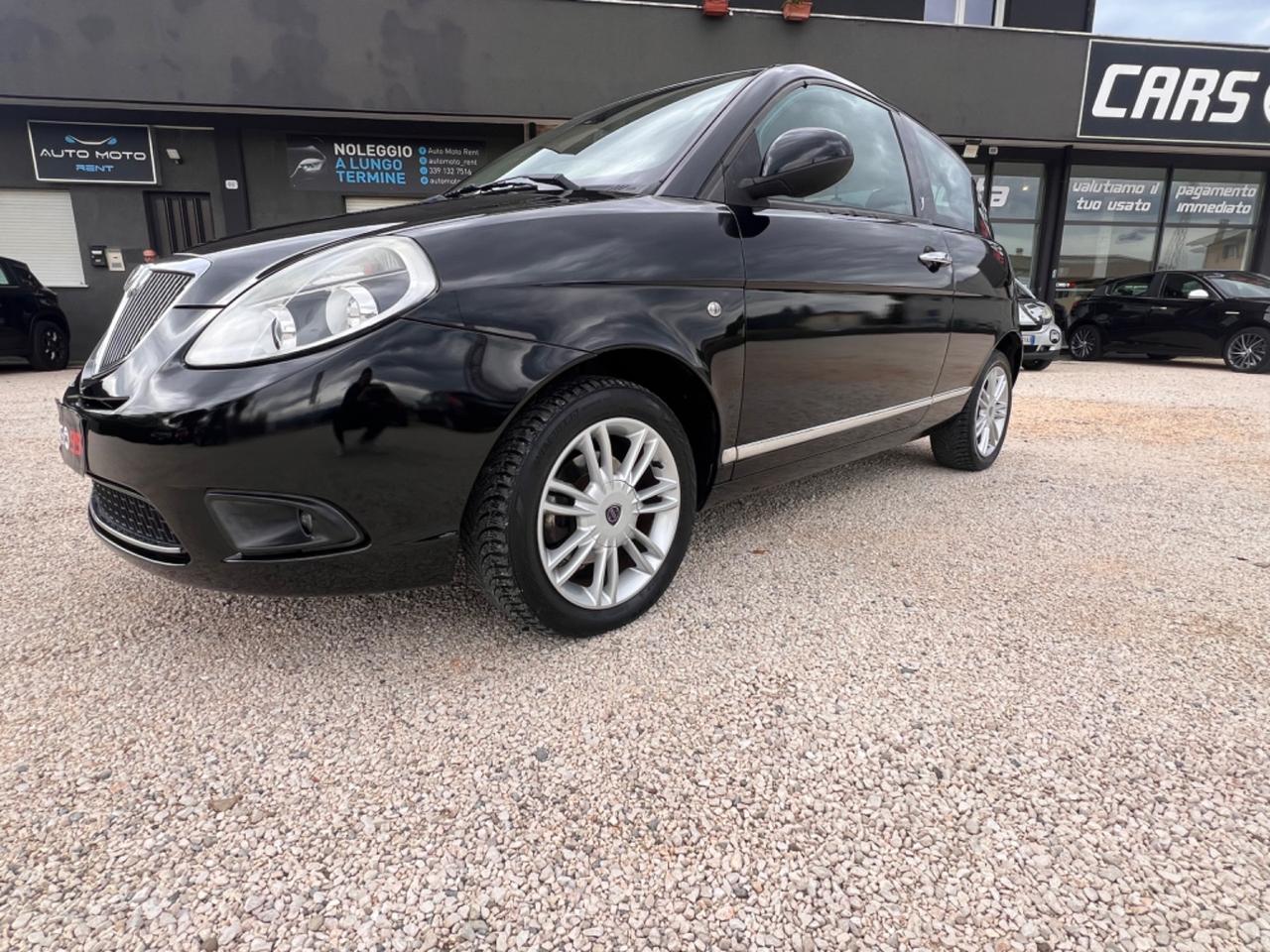 Lancia Ypsilon 1.2 69 CV Platinum