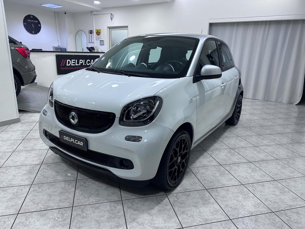 Smart ForFour 70 1.0 twinamic Youngster
