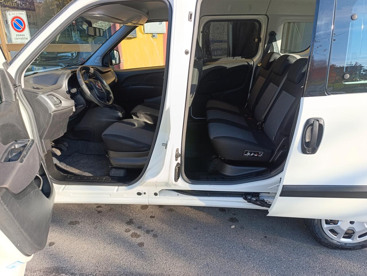 Fiat Doblo Doblò 1.4 16V benzina 5 posti