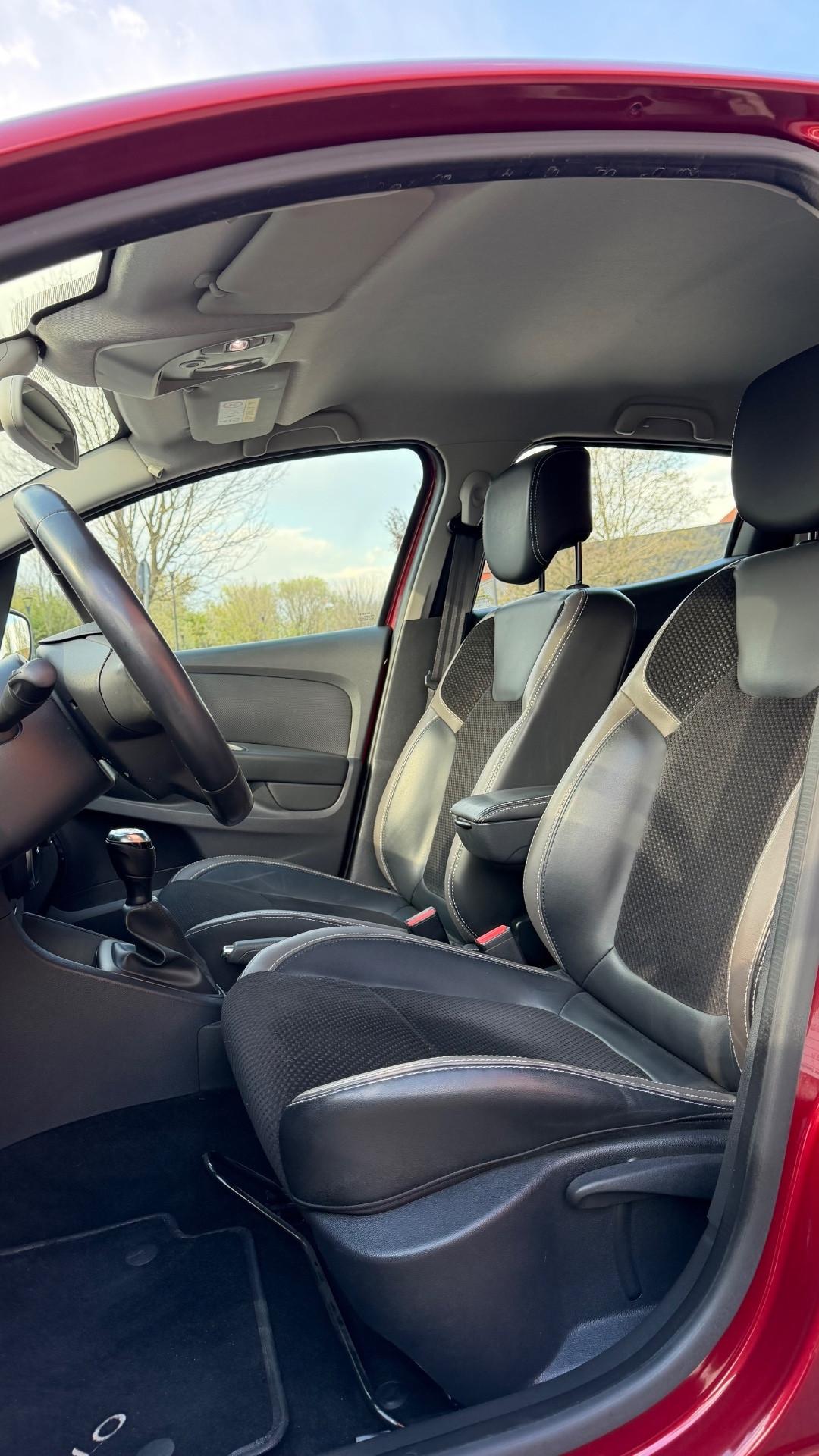 Renault Clio TCe 12V 90CV Start&Stop 5 porte Energy Intens