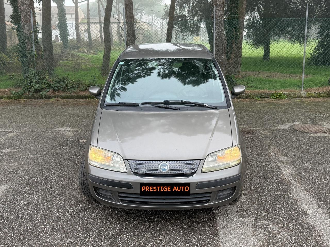 Fiat Idea 1.4 16V GPL BlackEnergy