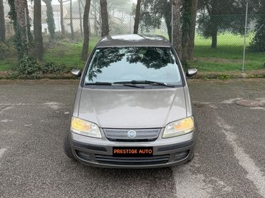 Fiat Idea 1.4 16V GPL BlackEnergy