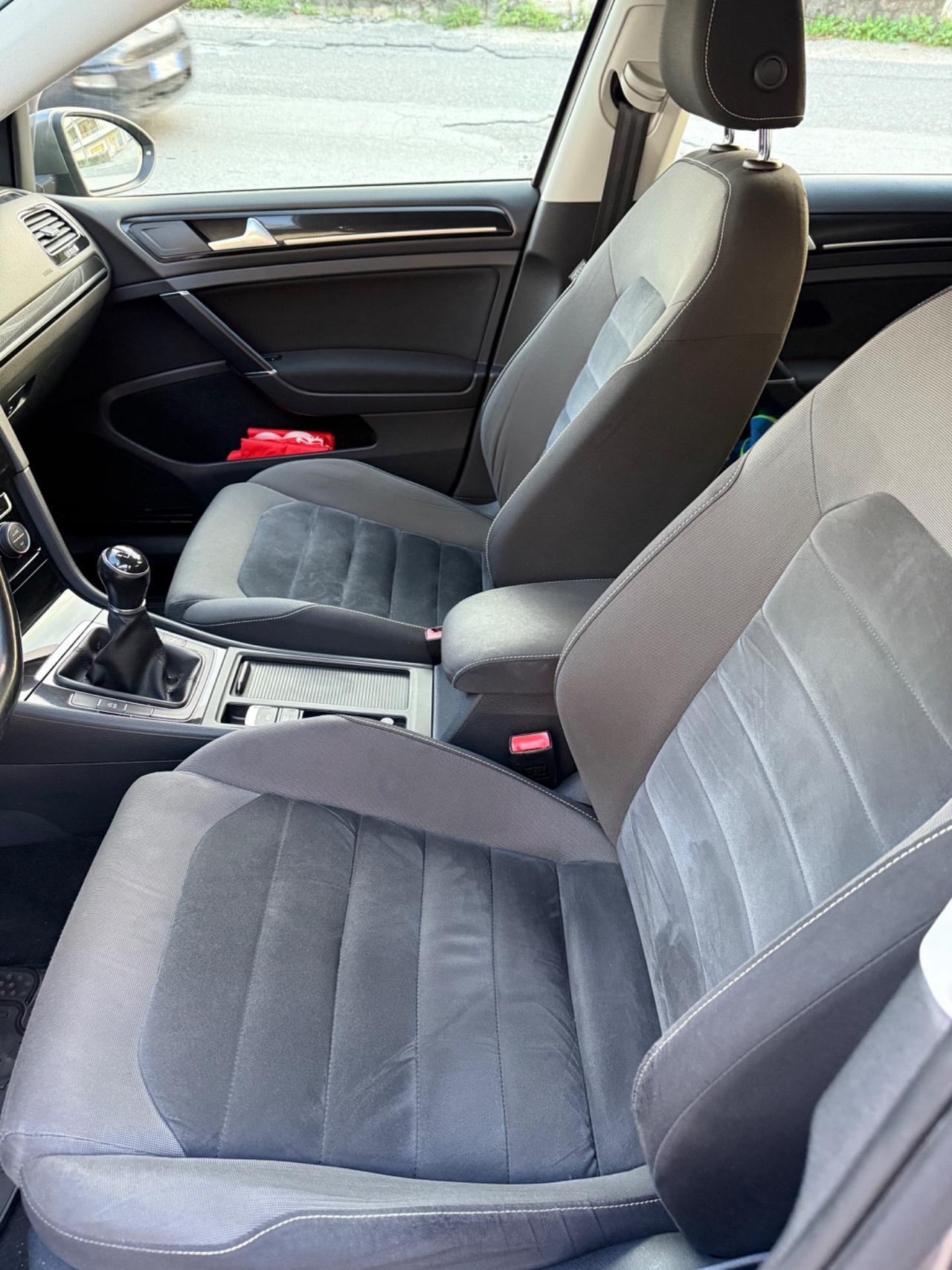 Volkswagen Golf 1.6 TDI 5p. Highline BlueMotion Technology