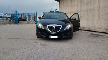 Lancia Delta 1.6 MJT DPF Platino