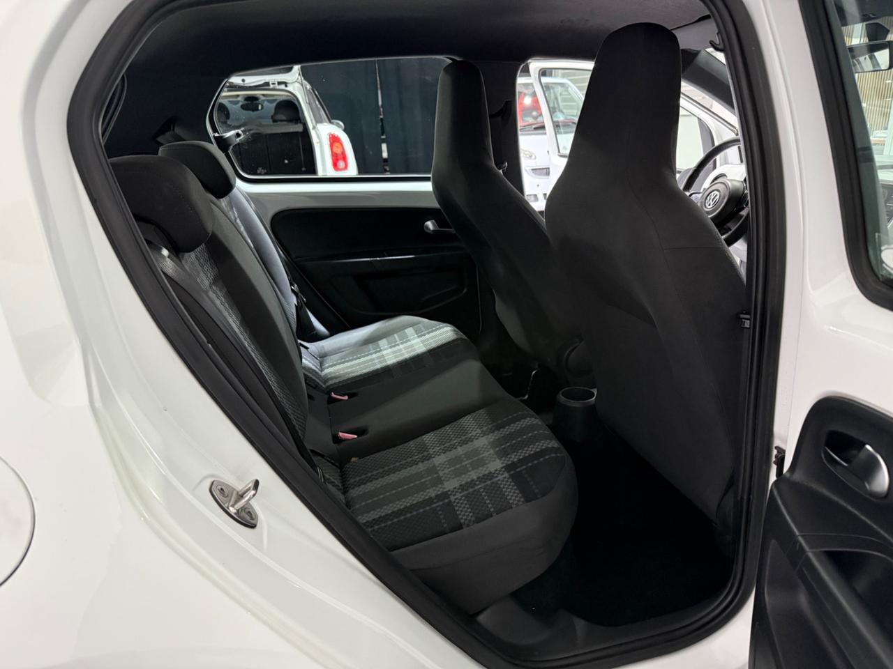 Volkswagen up! 1.0 75 CV 5p. club ASG