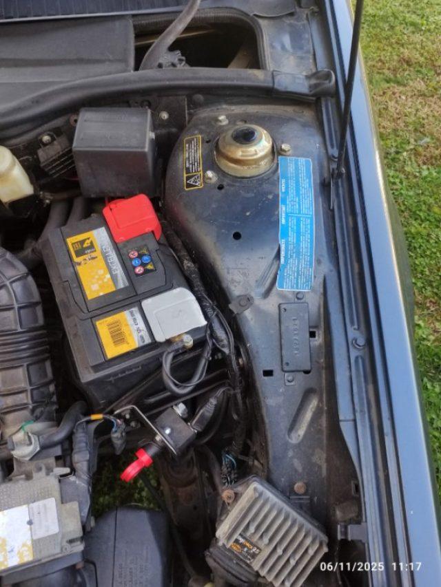 LANCIA Thema 2.0 i.e. 16V TARGA ORO