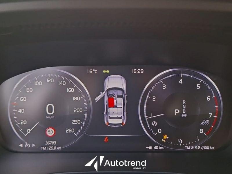 Volvo XC40 T3 163 CV Automatica NAVI LED Inscription