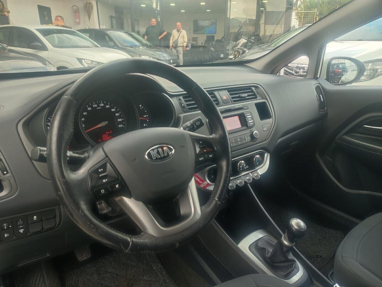 KIA RIO 1.2 60000KM UNICOPROPRIETARIO